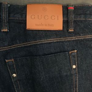 AUTHENTIC GUCCI DENIM SHORTS SIZE 48 / L